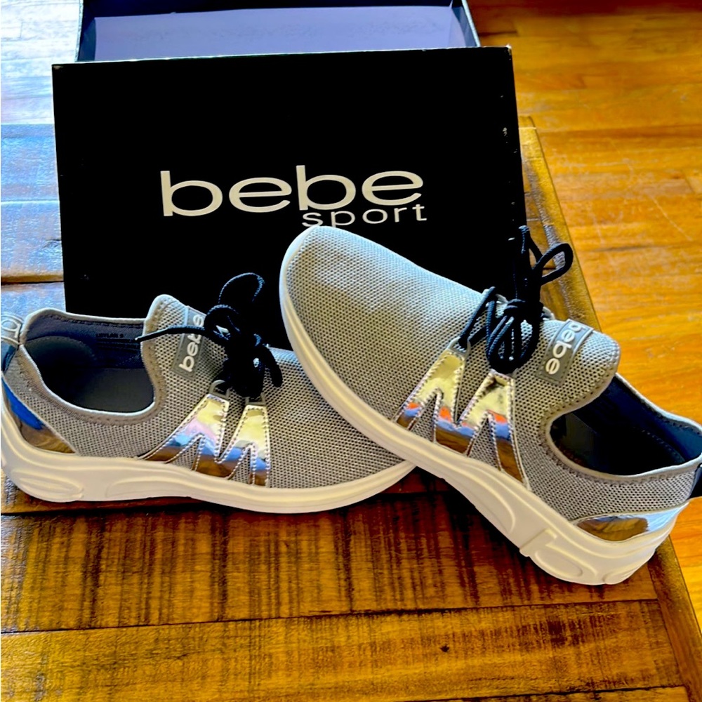 Ladies Bebe Sport Leylan grey/silver Size 9 sneakers